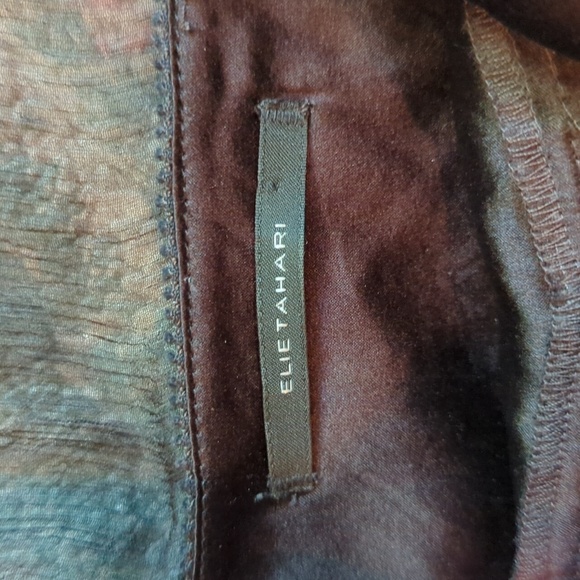 Elie Tahari 100% Silk Top Women's Size Medium Black Embroidered Y2k - Picture 4 of 11